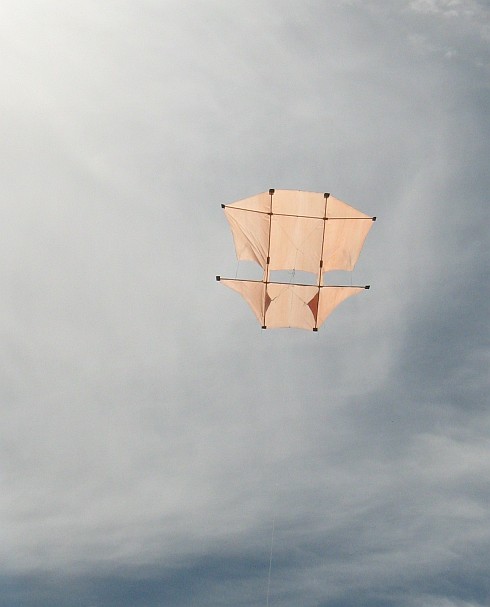 The MBK 2-Skewer Dopero in flight.