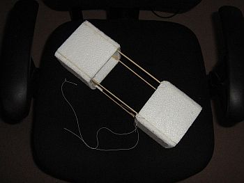 Experimental bamboo skewer and foam box kite. Kite Blog - experimental bamboo skewer and foam box kite.