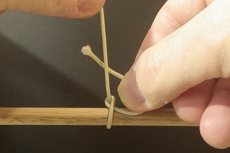 Half Hitch Knot - step 4