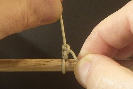 Half Hitch Knot - step 6