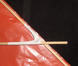 The Simple Delta - attaching the spreader - 2.