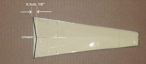 The Paper Sode kite - cut-outs done on both spar pieces.