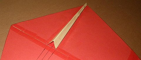 The Paper Diamond kite - V-shape formed, all the way along.