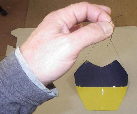 The Paper Sled kite - bridle line adjusted. The Paper Sled kite - bridle line adjusted.