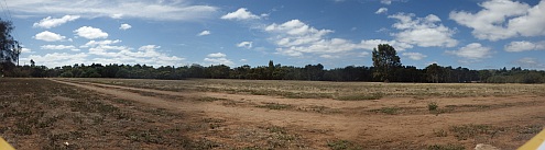 Panoramic shot of the locale from the kite-flier's perspective.