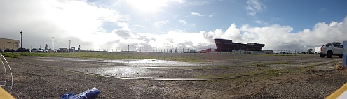 Panoramic shot of the locale from the kite-flier's perspective.