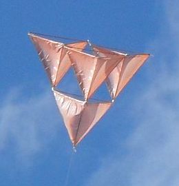 MBK 4-Cell Skewer Tetrahedral kite - an in-flight close-up. MBK 4-Cell Skewer Tetrahedral kite - an in-flight close-up.