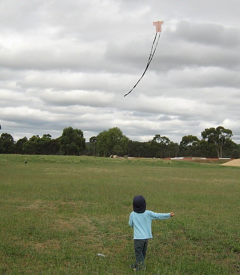 My son Aren flying the tiny 1-Skewer Sode kite.